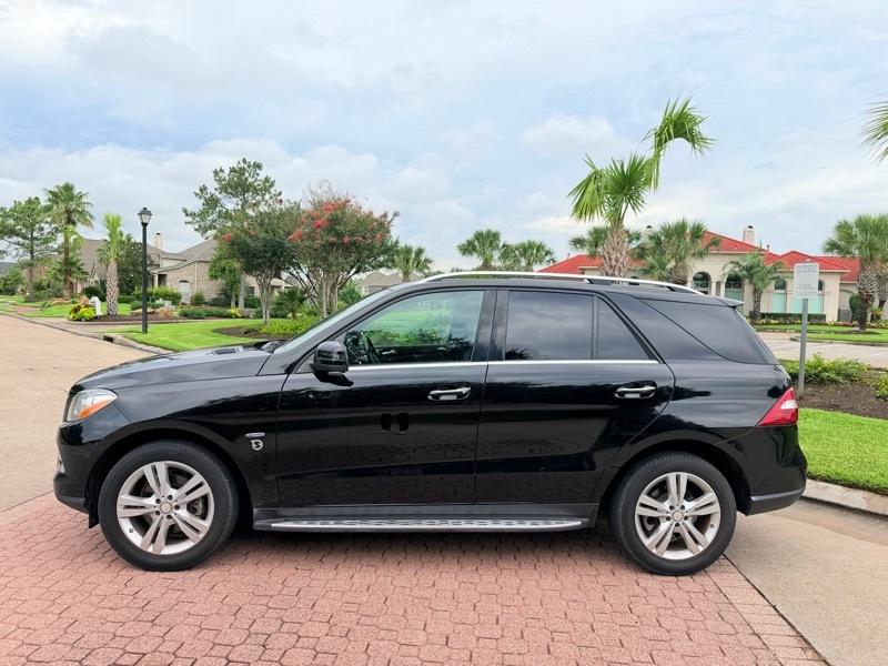 Mercedes-Benz M-Class ML350 4MATIC 2012