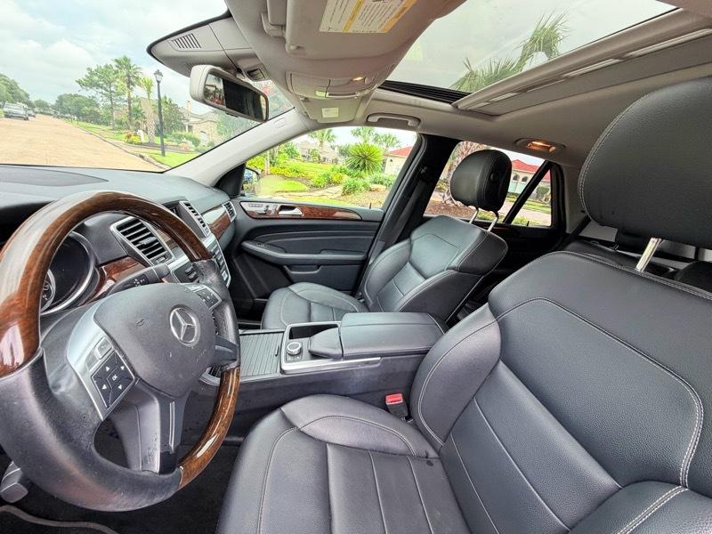 Mercedes-Benz M-Class ML350 4MATIC 2012