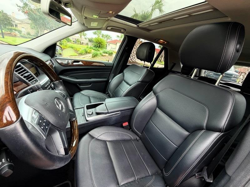 Mercedes-Benz M-Class ML350 4MATIC 2012