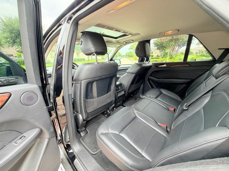 Mercedes-Benz M-Class ML350 4MATIC 2012