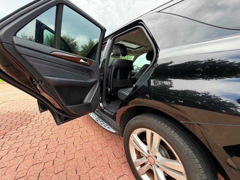Mercedes-Benz M-Class ML350 4MATIC 2012