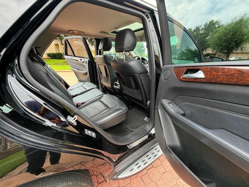 Mercedes-Benz M-Class ML350 4MATIC 2012