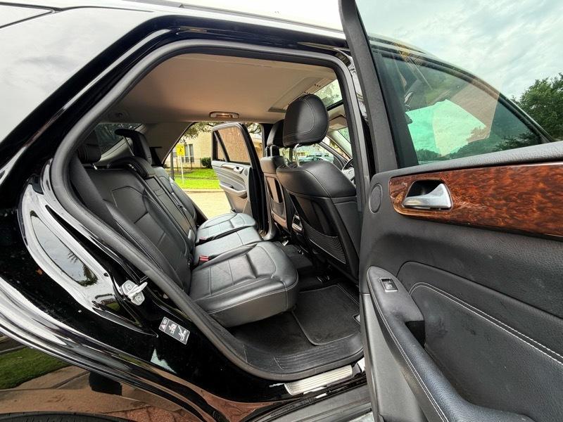 Mercedes-Benz M-Class ML350 4MATIC 2012