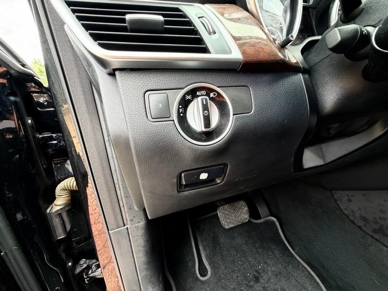 Mercedes-Benz M-Class ML350 4MATIC 2012