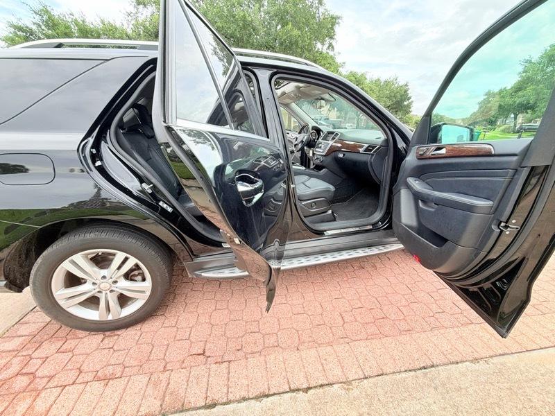 Mercedes-Benz M-Class ML350 4MATIC 2012