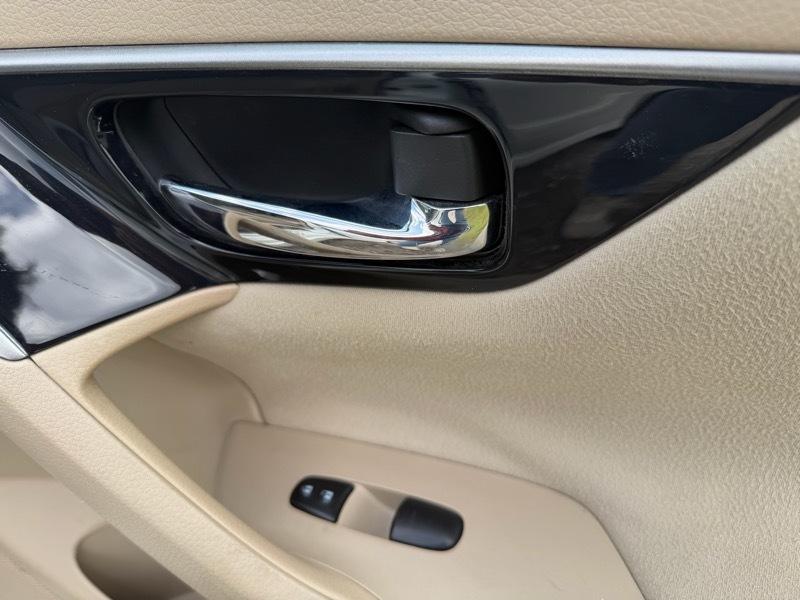 Nissan Altima 2.5 SL 2014