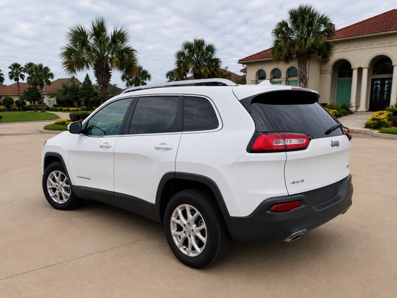 Jeep Cherokee Latitude 4WD 2015
