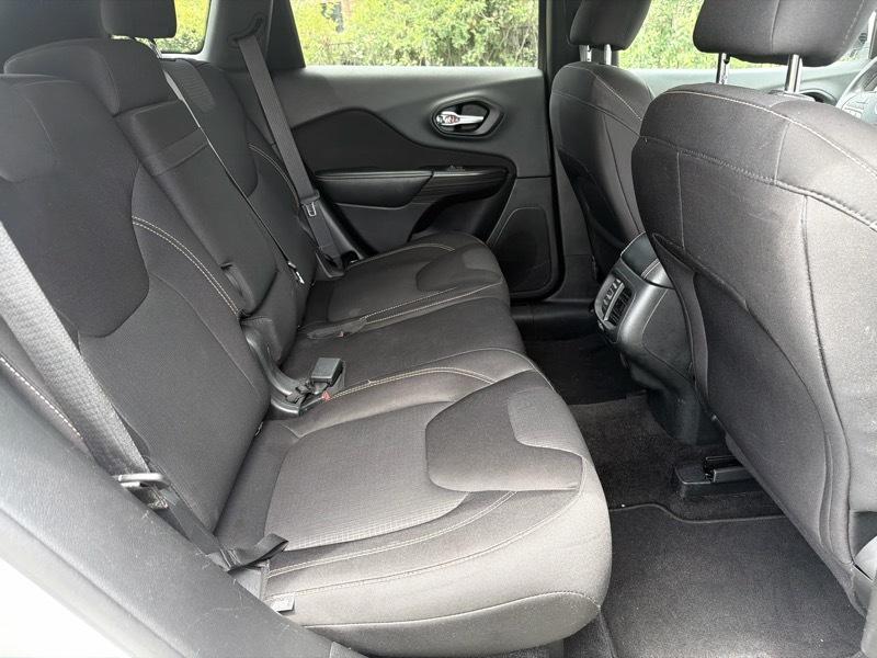 Jeep Cherokee Latitude 4WD 2015
