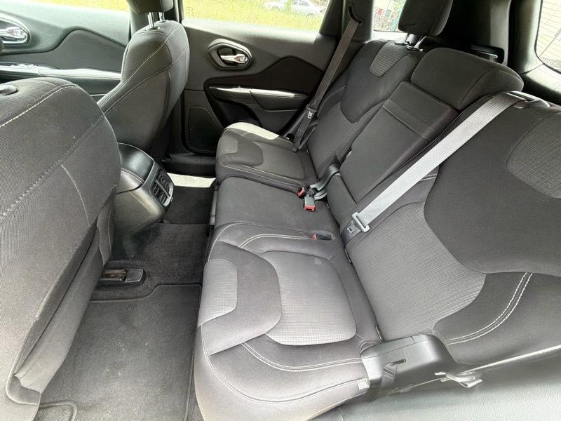Jeep Cherokee Latitude 4WD 2015