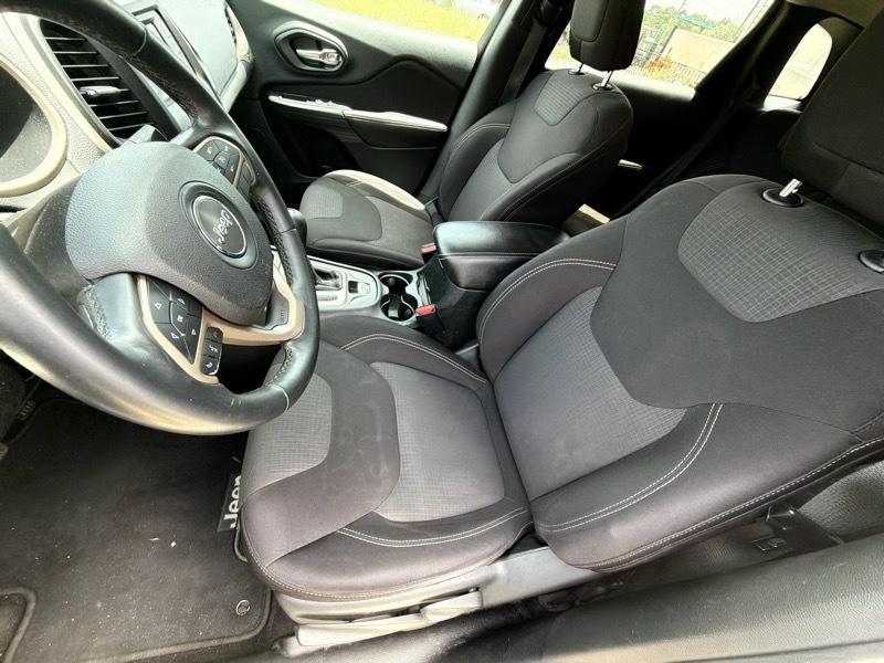 Jeep Cherokee Latitude 4WD 2015