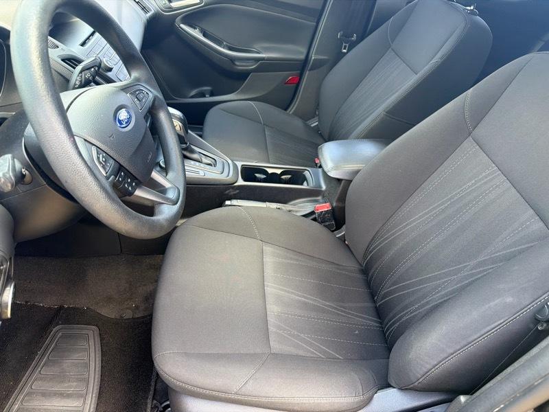 Ford Focus SE Hatch 2016