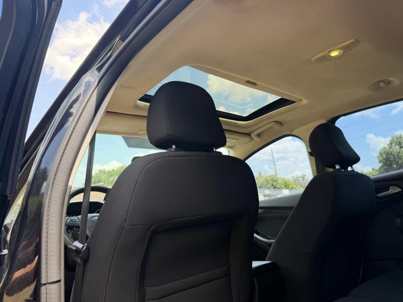 Ford Focus SE Hatch 2016