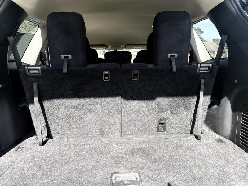 Nissan Pathfinder SV 2WD 2015