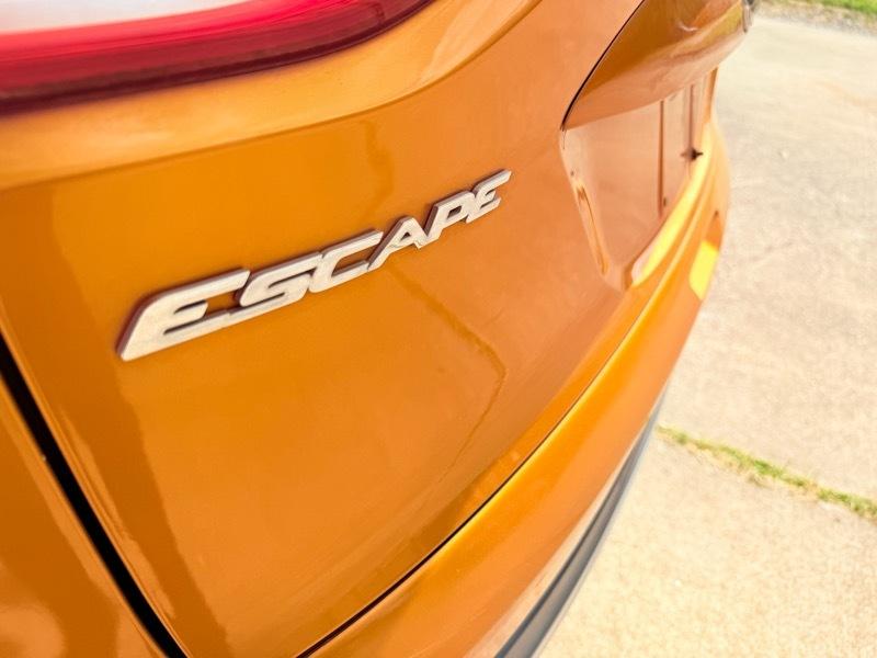 Ford Escape SE FWD 2016