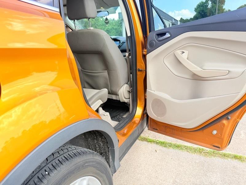 Ford Escape SE FWD 2016