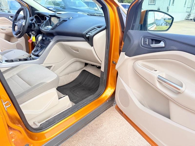 Ford Escape SE FWD 2016