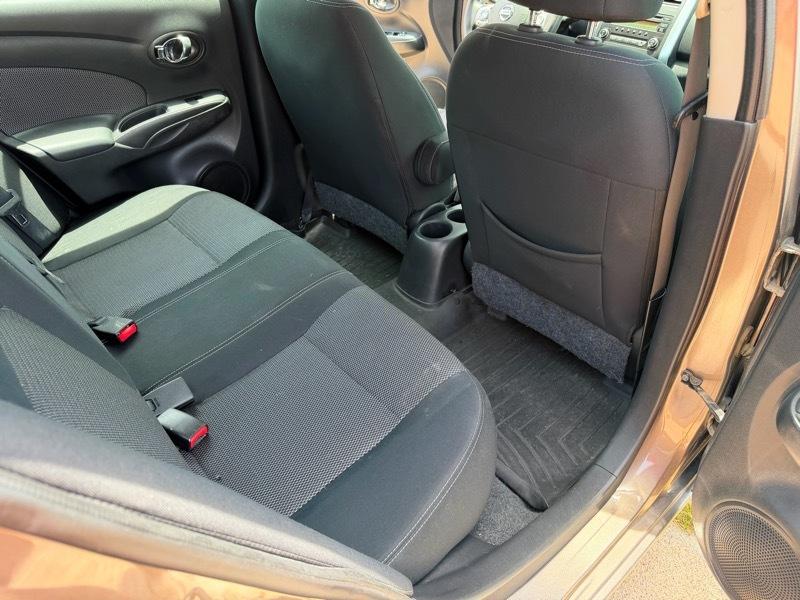 Nissan Versa 1.6 S Plus 2014
