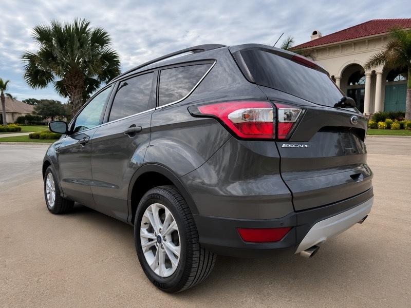 Ford Escape  2018