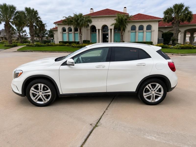 Mercedes-Benz GLA-Class GLA250 4MATIC 2015
