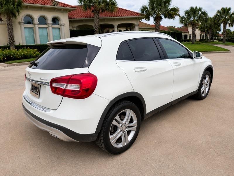 Mercedes-Benz GLA-Class GLA250 4MATIC 2015