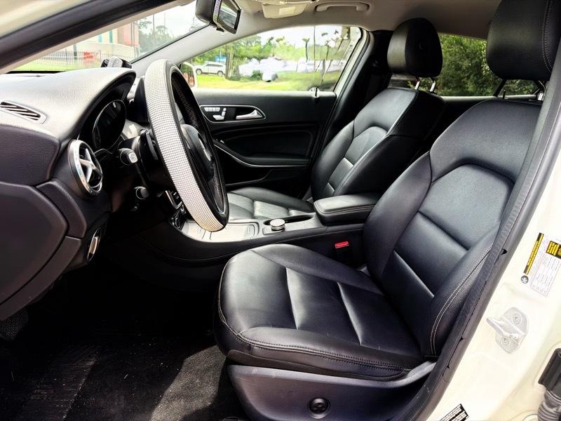 Mercedes-Benz GLA-Class GLA250 4MATIC 2015