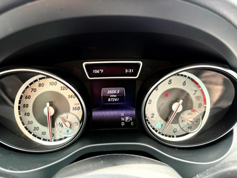 Mercedes-Benz GLA-Class GLA250 4MATIC 2015