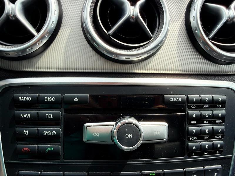 Mercedes-Benz GLA-Class GLA250 4MATIC 2015
