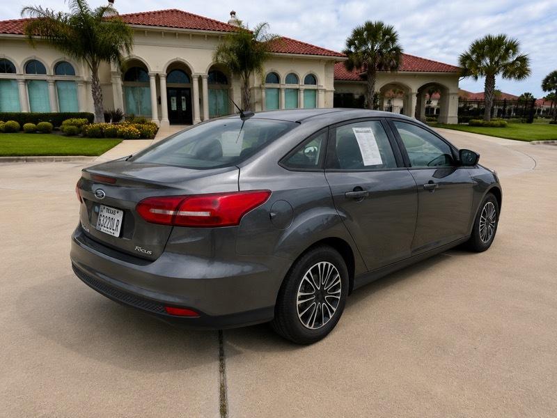 Ford Focus S Sedan 2018