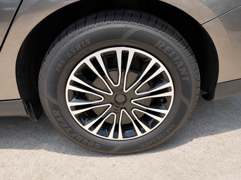 Ford Focus S Sedan 2018
