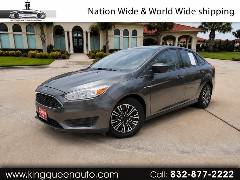 Gray 2018 Ford Focus Sedan Front-Wheel Drive Automatic