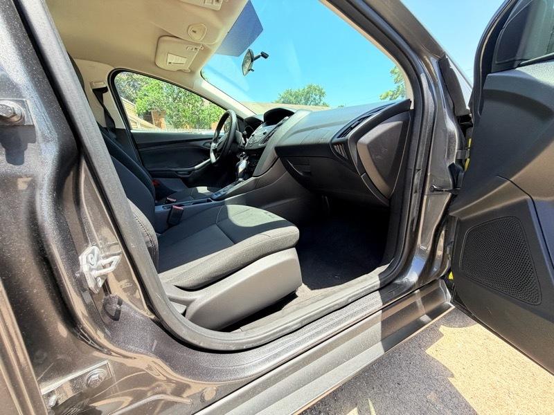 Ford Focus S Sedan 2018