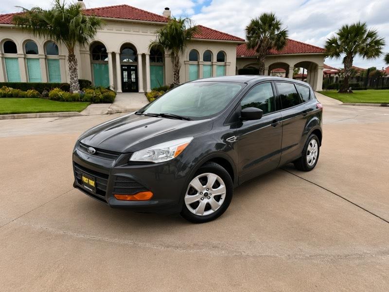 Ford Escape S FWD 2015