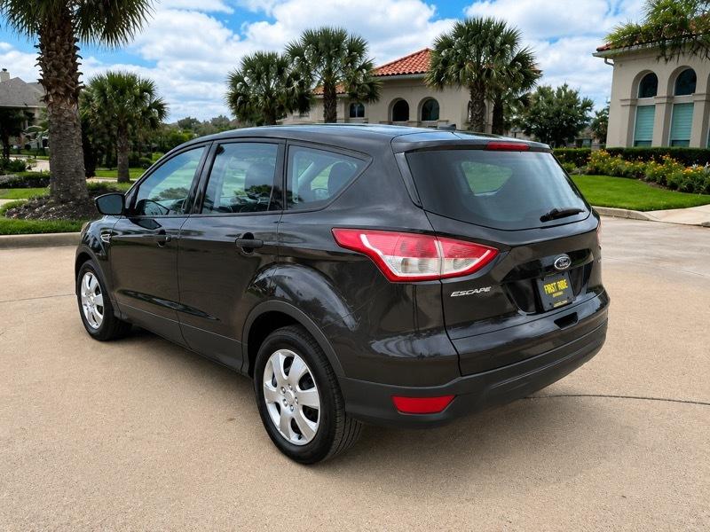 Ford Escape S FWD 2015