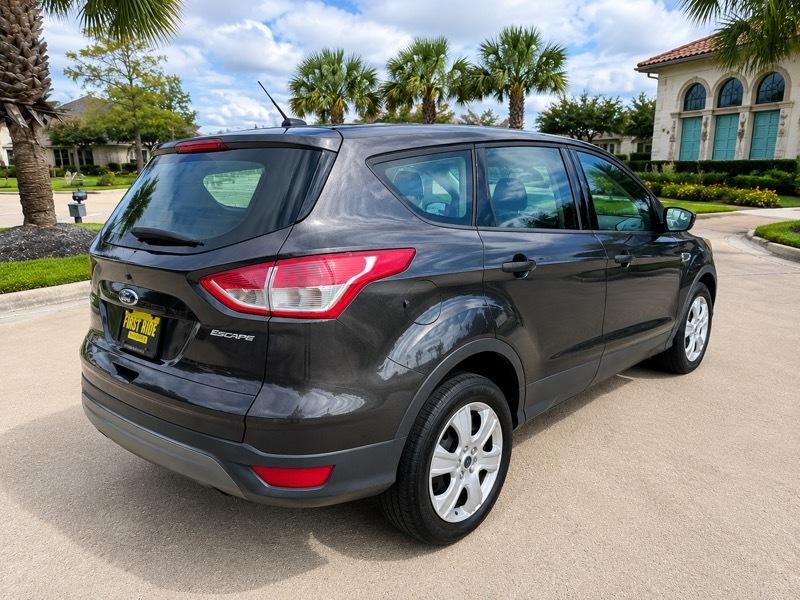 Ford Escape S FWD 2015