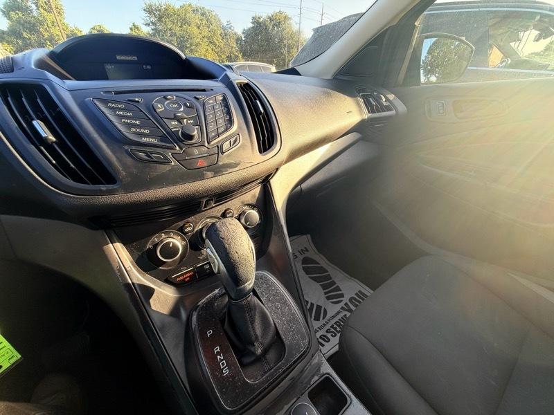 Ford Escape S FWD 2015