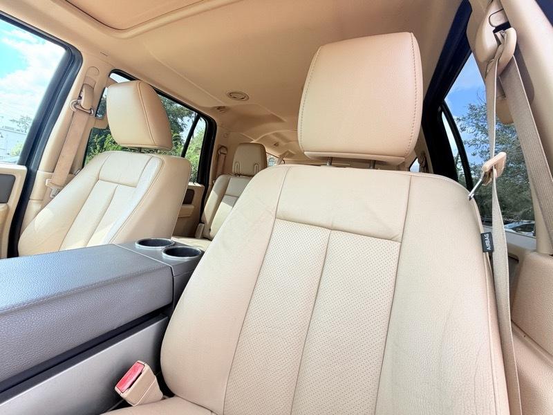 Ford Expedition EL XLT 2014