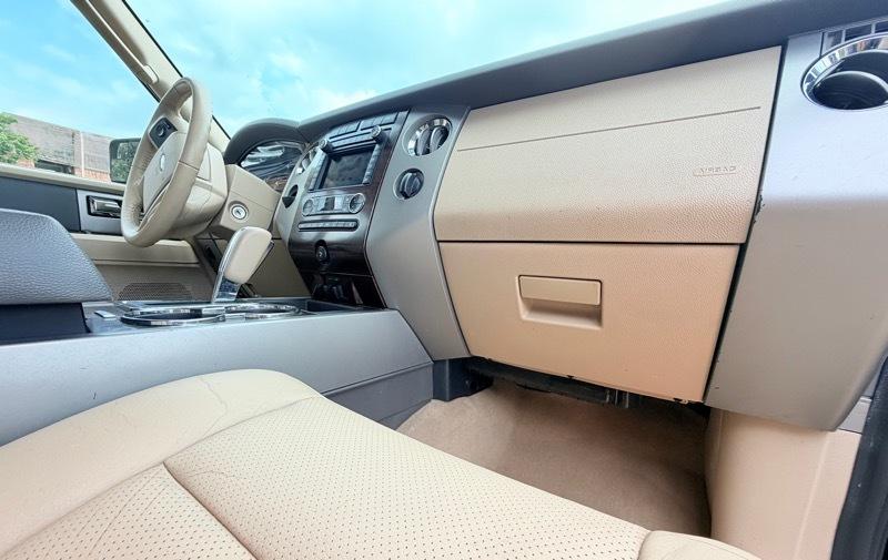 Ford Expedition EL XLT 2014