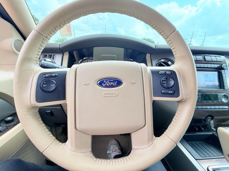 Ford Expedition EL XLT 2014
