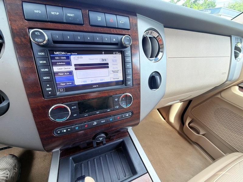 Ford Expedition EL XLT 2014