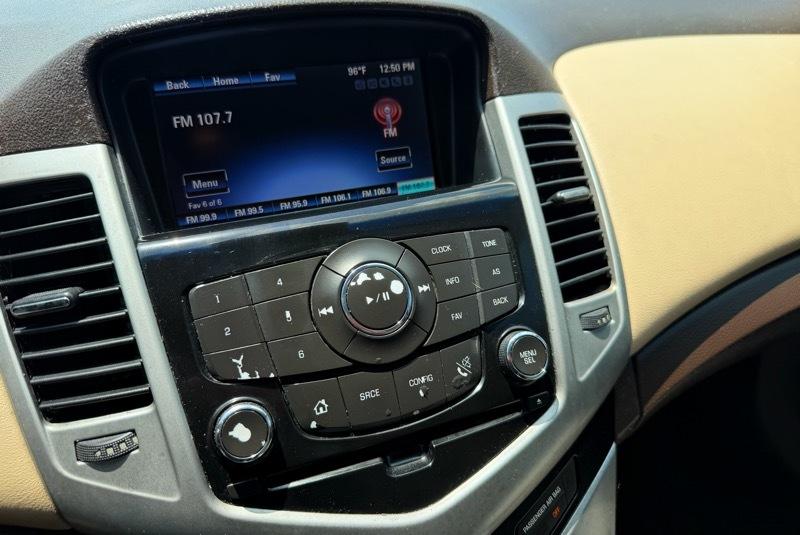 Chevrolet Cruze 2LT Auto 2015