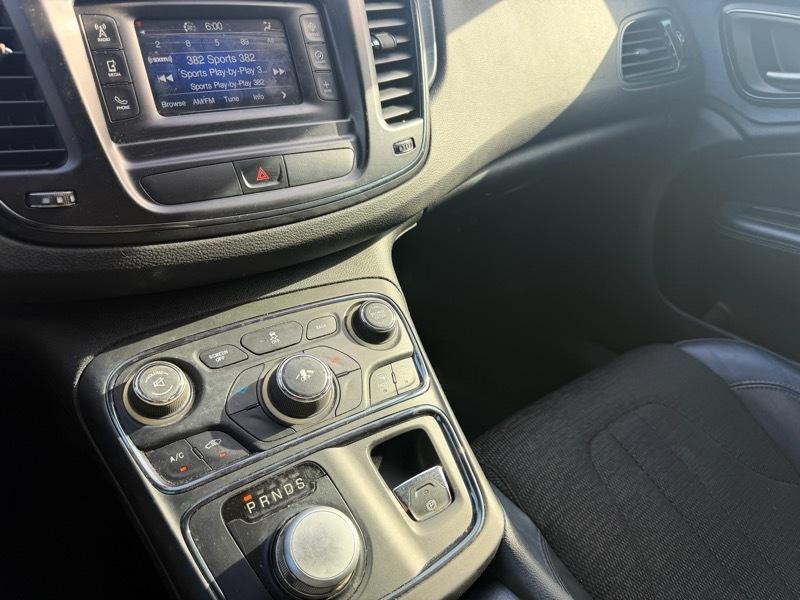Chrysler 200 S 2015
