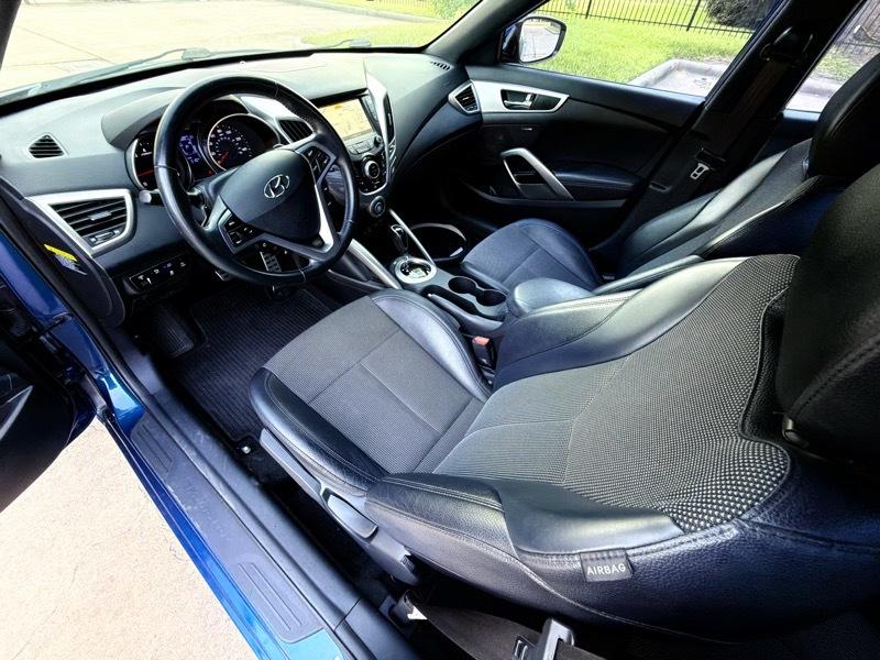 Hyundai Veloster  2016