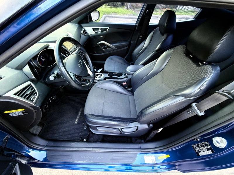 Hyundai Veloster  2016
