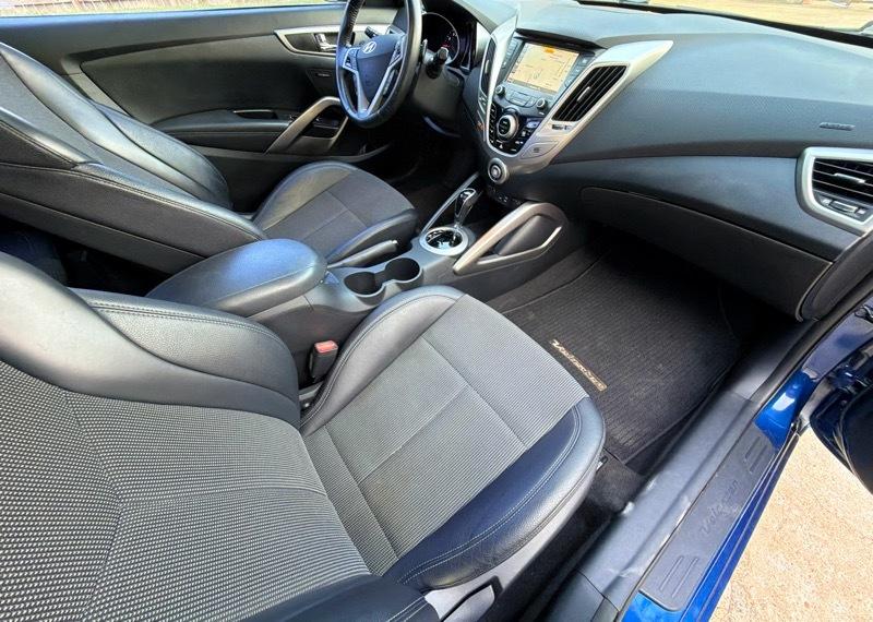 Hyundai Veloster  2016