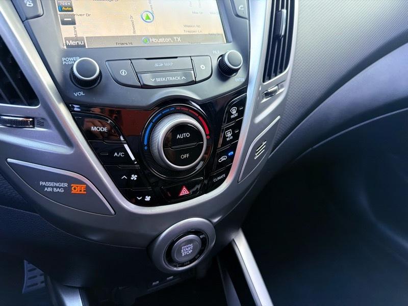 Hyundai Veloster  2016