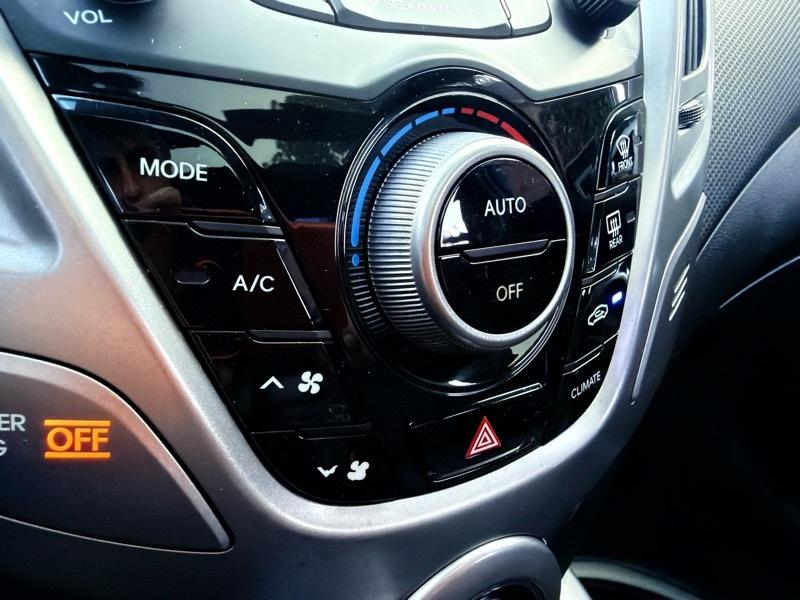 Hyundai Veloster  2016