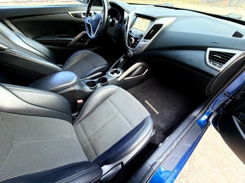 Hyundai Veloster  2016