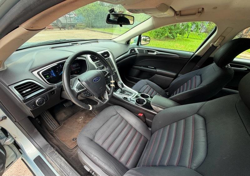 Ford Fusion Hybrid SE 2014