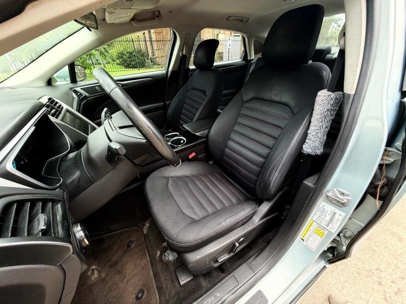Ford Fusion Hybrid SE 2014