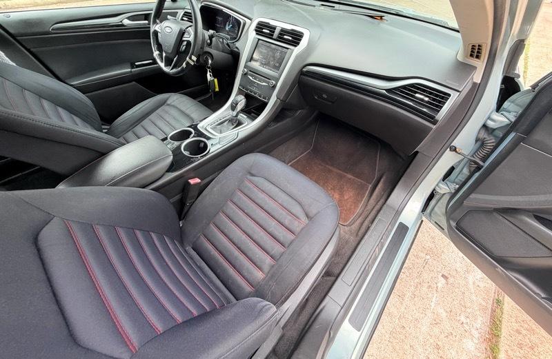 Ford Fusion Hybrid SE 2014